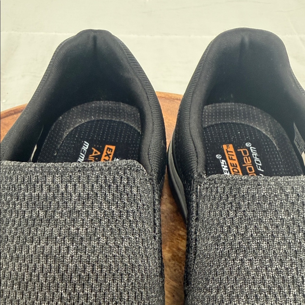 Skechers Shoes Mens 11 EWW Extra Wide Gomel Charcoal Slip-On Loafers Comfort - Picture 4 of 13